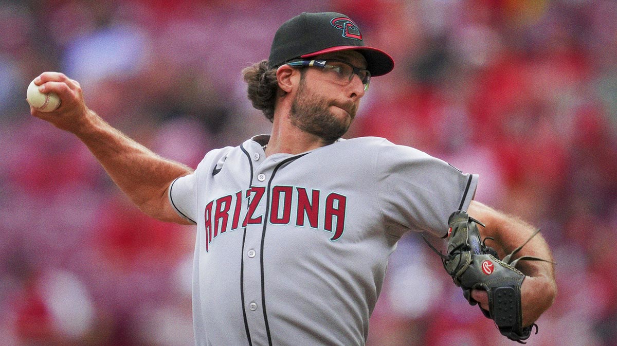 Arizona Diamondbacks pitcher Zac Gallen (23) throws against the Cincinnati Reds in the sixth inning at Great American Ball Park.
