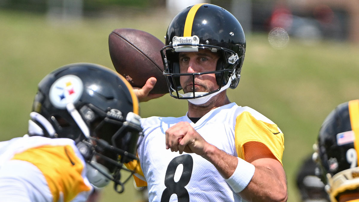 Pittsburgh Steelers quarterback Aaron Rodgers (8) participates in drills during training camp at Saint Vincent College