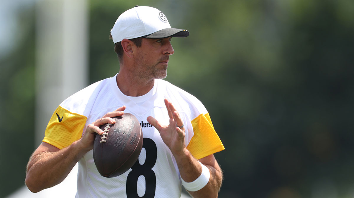 Pittsburgh Steelers quarterback Aaron Rodgers (8) participates in drills during training camp at Saint Vincent College.