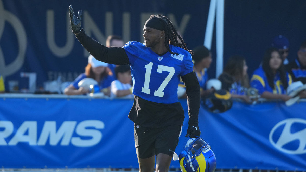 Rams’ Davante Adams teases 2,000-yard goal to Kay Adams