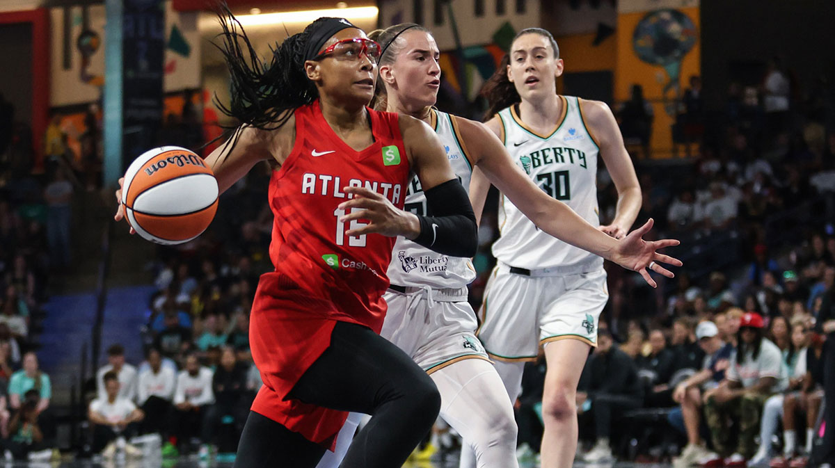 Atlanta Dream guard Allisha Gray (15) drives the ball towards the basket against New York Liberty guard Sabrina Ionescu (20) during the first quarter at Gateway Center Arena at College Park.