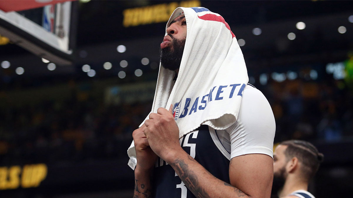 Dallas Mavericks forward Anthony Davis (3) reacts during a time out in the fourth quarter against the Memphis Grizzlies at FedExForum.