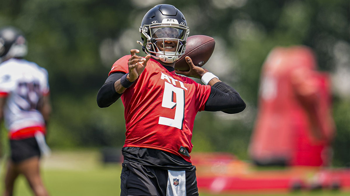 https://wp.clutchpoints.com/wp-content/uploads/2025/07/Atlanta-Falcons-QB-Michael-Penix-Jr.jpg