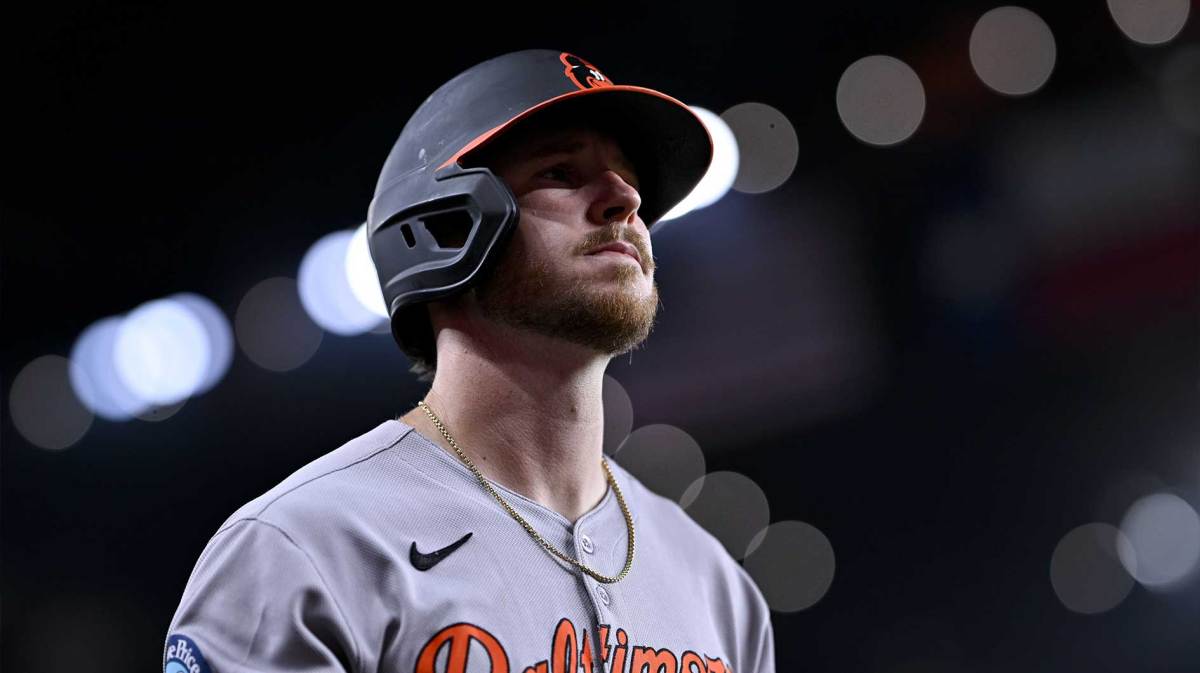 Baltimore Orioles first baseman Ryan O'Hearn (32) walks to the on deck circle during the game between the Texas Rangers and the Baltimore Orioles at Globe Life Field.