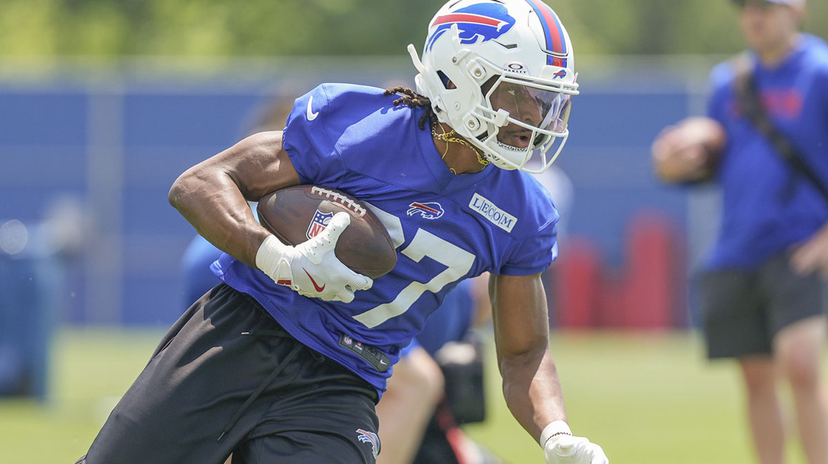Buffalo Bills wide receiver Kelly Akharaiyi (87) runs with the ball during Minicamp at Highmark Stadium.