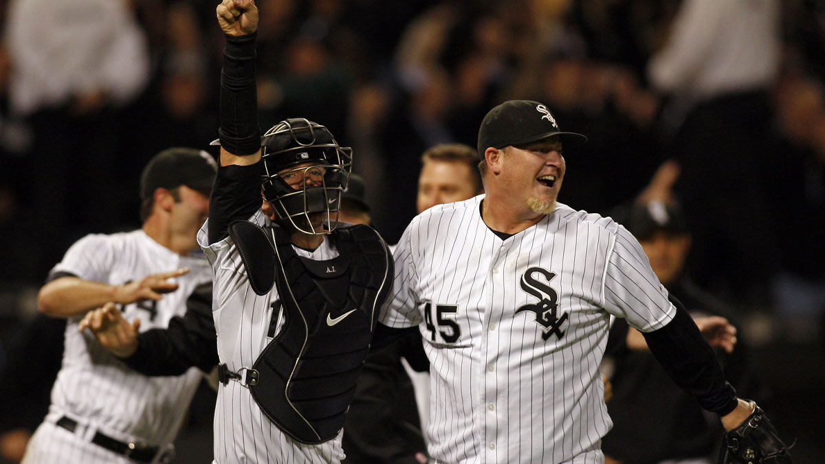 White Sox thank Cubs for Bobby Jenks tribute