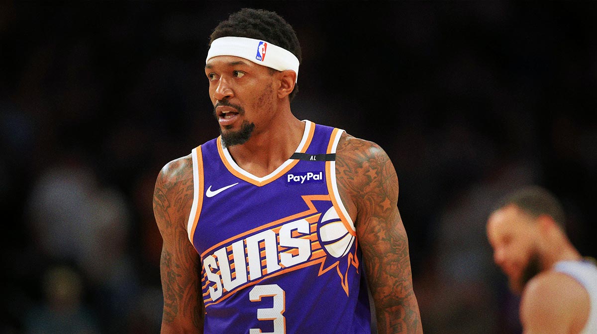 Phoenix Suns guard Bradley Beal (3) reacts during the first half against the Golden State Warriors at Footprint Center. Mandatory Credit: Mark J. Rebilas-Imagn Images