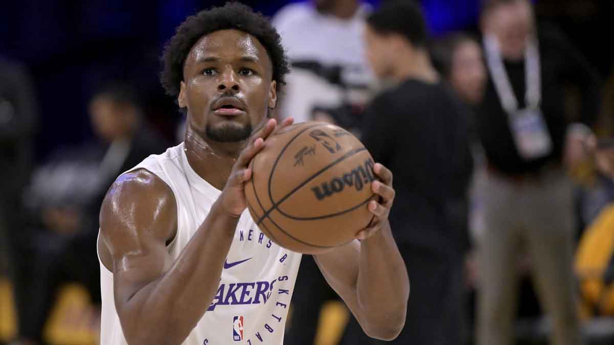 Los Angeles Lakers guard Bronny James (9) warms up prior to the game against the Minnesota Timberwolves at Crypto.com Arena.