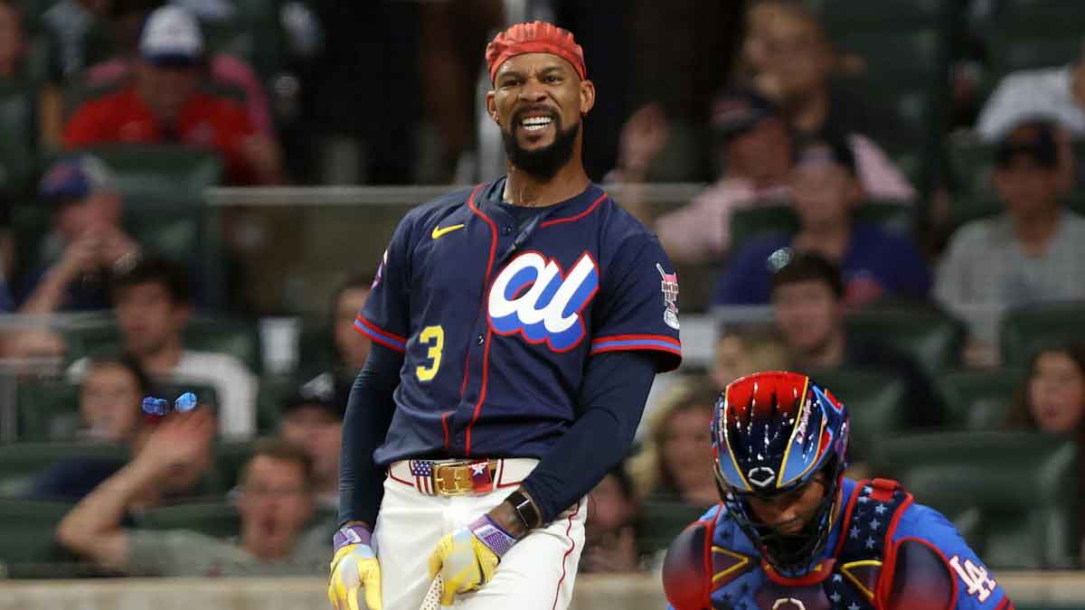 Minnesota Twins outfielder Byron Buxton (25) bats during the 2025 Home Run Derby at Truist Park.