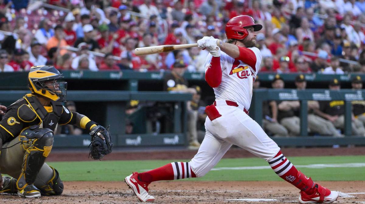 St. Louis Cardinals second baseman Brendan Donovan (33) hits a three run home run against the San Diego Padres during the second inning at Busch Stadium. The Yankees and Astros are among the suitors of Brendan Donovan ahead of the MLB Trade Deadline.