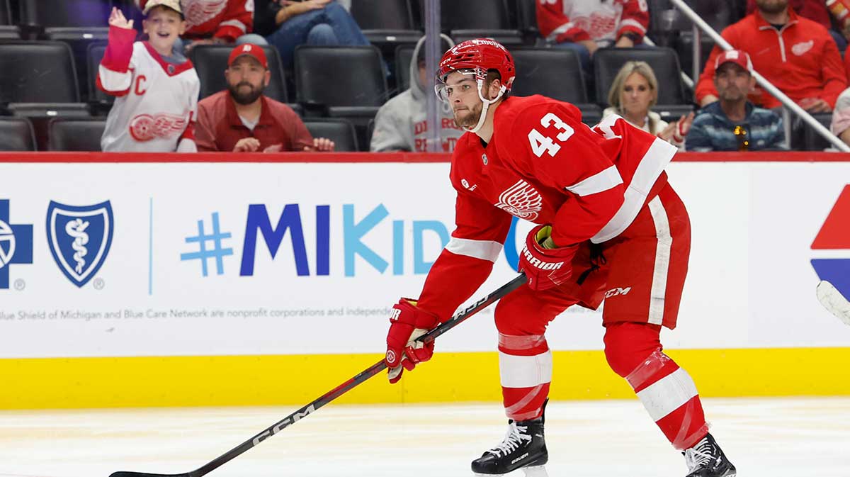 Detroit Red Wings left wing Carter Mazur (43) skates with the puck in the second period against the Ottawa Senators at Little Caesars Arena.