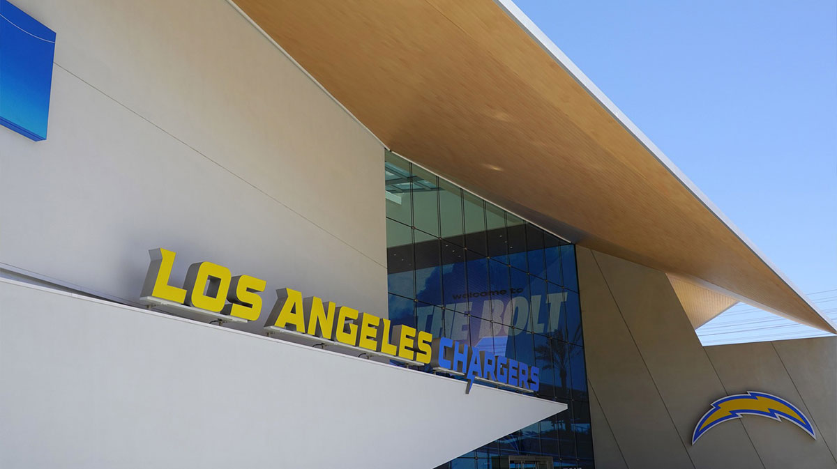 Chargers news: Los Angeles drops epic new uniforms ahead of 2025 season