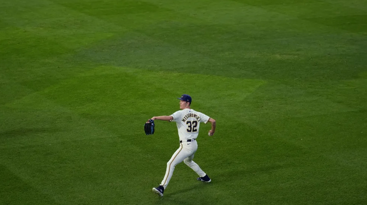 Brewers' Christian Yelich defends Jacob Misiorowski All-Star decision