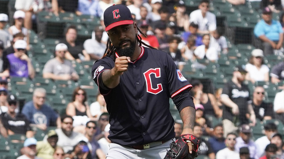 MLB rumors: Phillies, Mets among Guardians’ Emmanuel Clase trade suitors