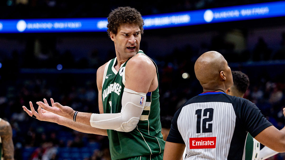 Milwaukee Bucks center Brook Lopez (11) questions a foul called by referee CJ Washington (12) against the New Orleans Pelicans during the second half at Smoothie King Center. Brook Lopez joins the Clippers after leaving the Bucks in NBA Free Agency.