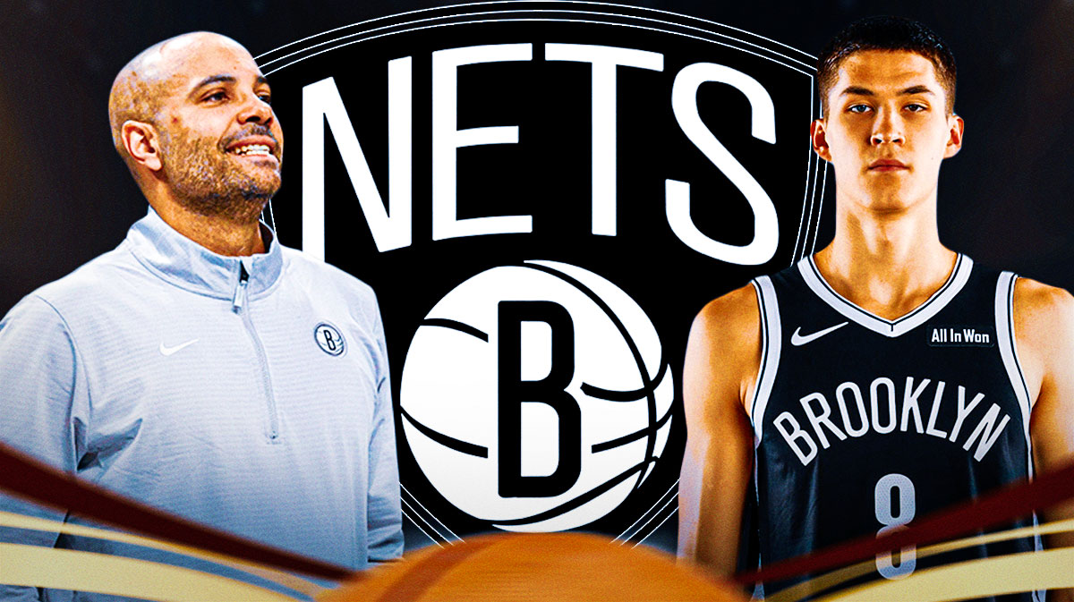 Jordi Fernandez and Egor Demin with a Nets logo in between them