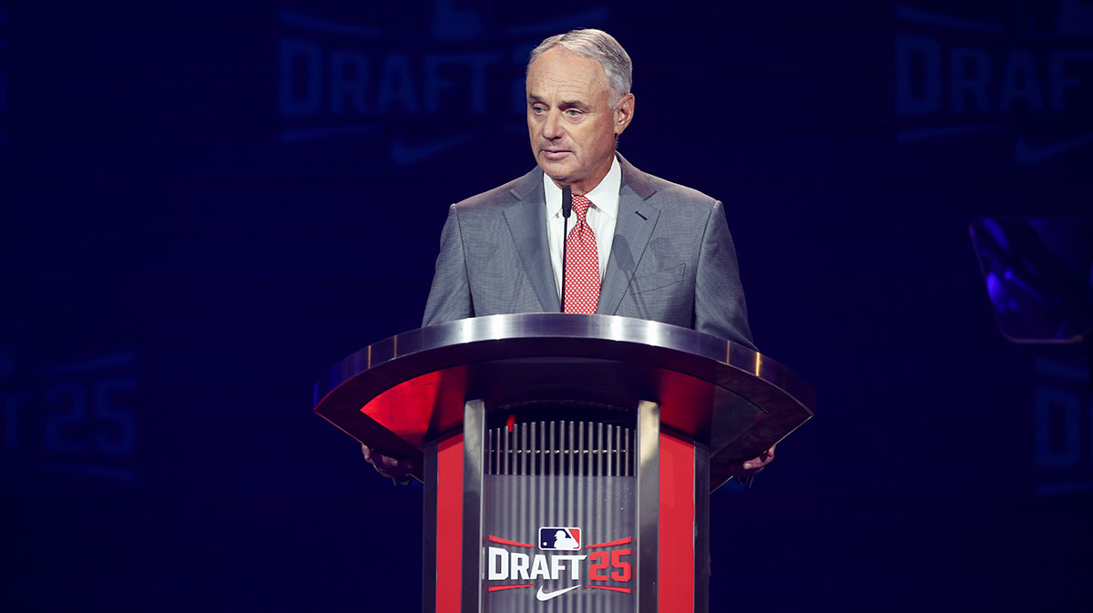 Rob Manfred pushes for MLB Draft shakeup