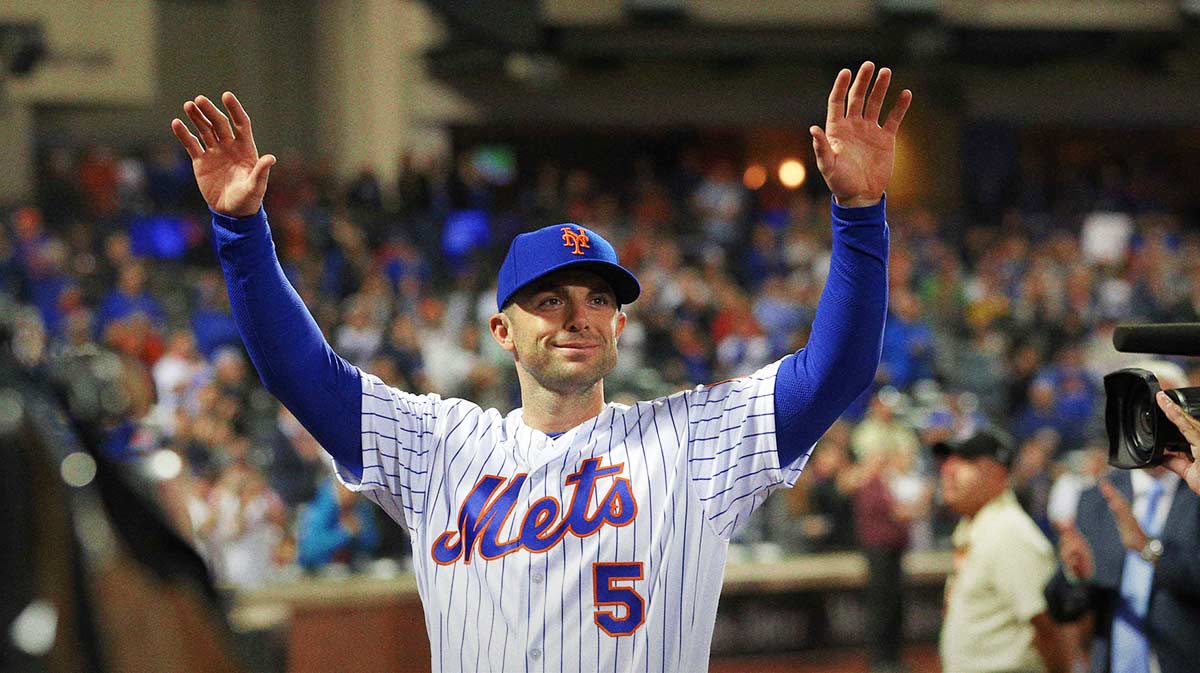 Sep 29, 2018; New York City, NY, USA; New York Mets third baseman David Wright (5) waves to the crowd after a game against the Miami Marlins at Citi Field.