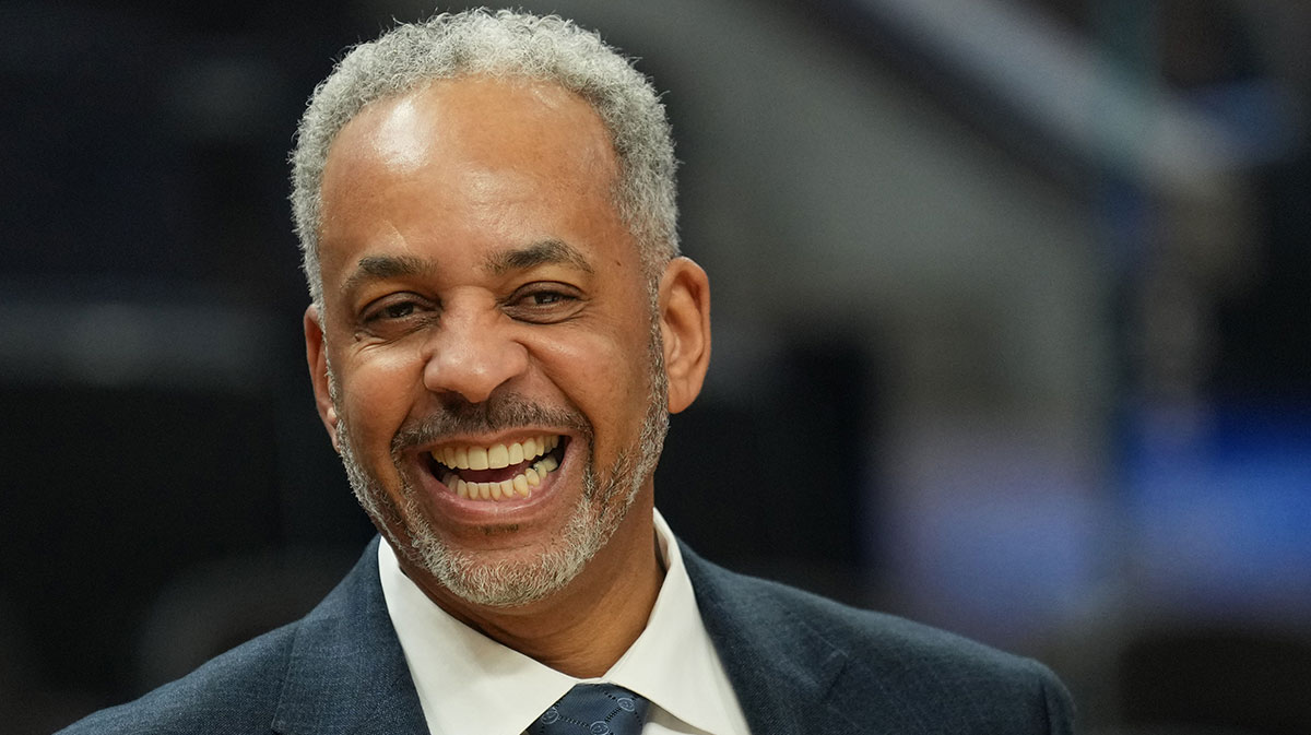 Charlotte Hornets color commentator and father of Warriors star Shephen Curry, Dell Curry, before the game against the Golden State Warriors at Chase Center.