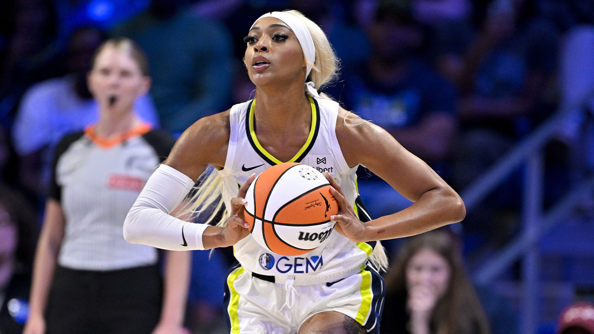 Dallas Wings guard DiJonai Carrington (21) in action during the game between the Dallas Wings and the Seattle Storm at College Park Center.