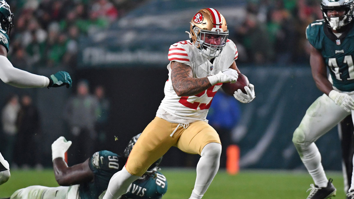 San Francisco 49ers running back Elijah Mitchell (25) runs against the Philadelphia Eagles at Lincoln Financial Field.