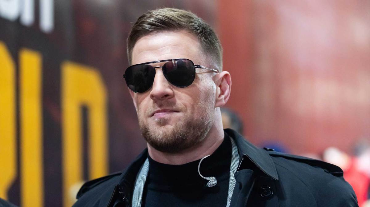 Former player J.J. Watt in attendance of the Kansas City Chiefs game against the Buffalo Bills in the AFC Championship game at GEHA Field at Arrowhead Stadium.