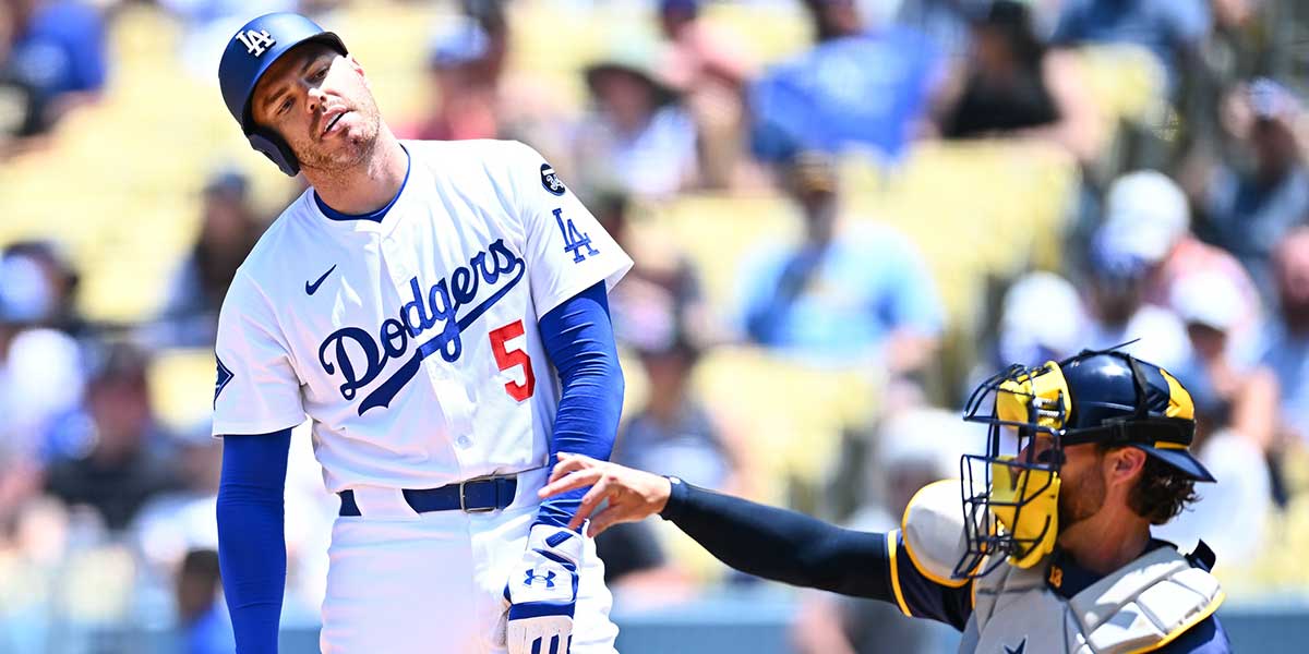 Dodgers star Freddie Freeman gets injury update after scary moment vs. Brewers