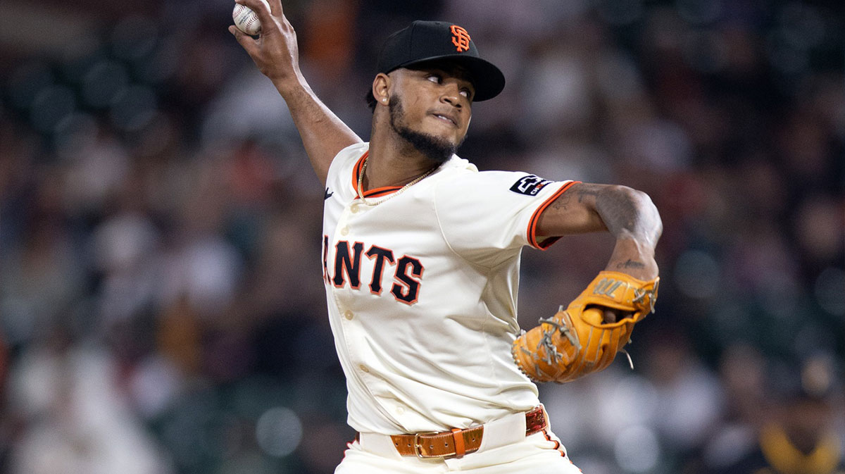 San Francisco Giants pitcher Camilo Doval (75) delivers a pitch against the Pittsburgh Pirates during the ninth inning at Oracle Park. Giants closer Camilo Doval now a trade candidate as MLB trade deadline nears. Giants weigh options while top relievers remain on the board.