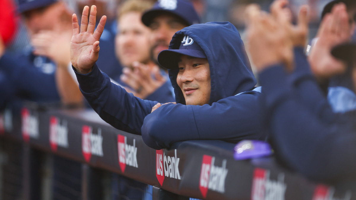 Apr 25, 2025; San Diego, California, USA; Tampa Bay Rays shortstop Ha Seong Kim (7) waves to the crowd after being recognized during the first inning against the San Diego Padres at Petco Park. Mandatory Credit: Chadd Cady-Imagn Images