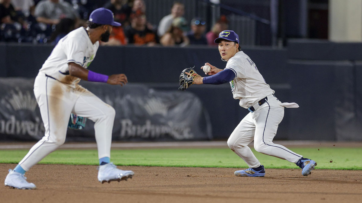 Tampa Bay Rays shortstop Ha-Seong Kim (7) fields the ball against the Baltimore Orioles in the eighth inning at George M. Steinbrenner Field.