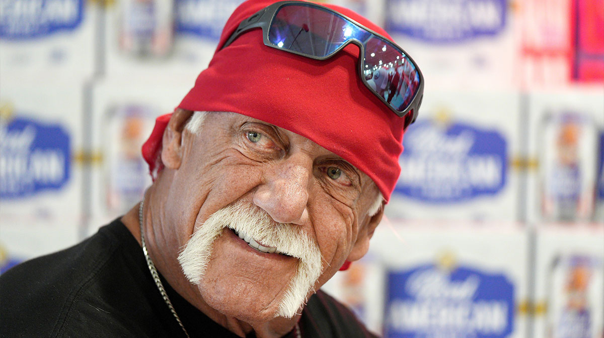 Hulk Hogan, Hulk Hogan dead, Hulk Hogan racist