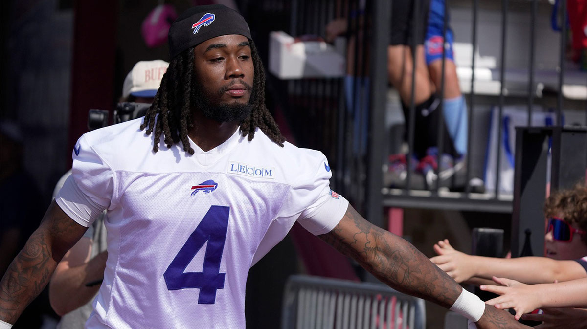 Bills’ Josh Allen conducting James Cook hype train amid contract talks
