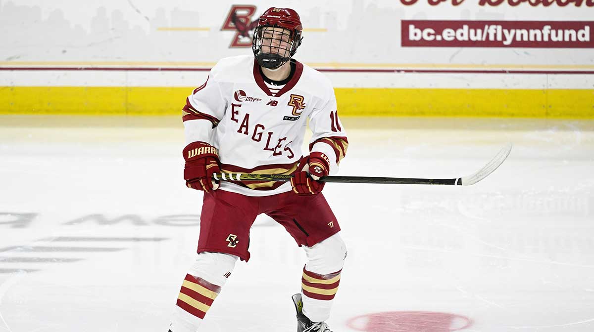Bruins rumors: Top prospect James Hagens could spend 1 more season in college