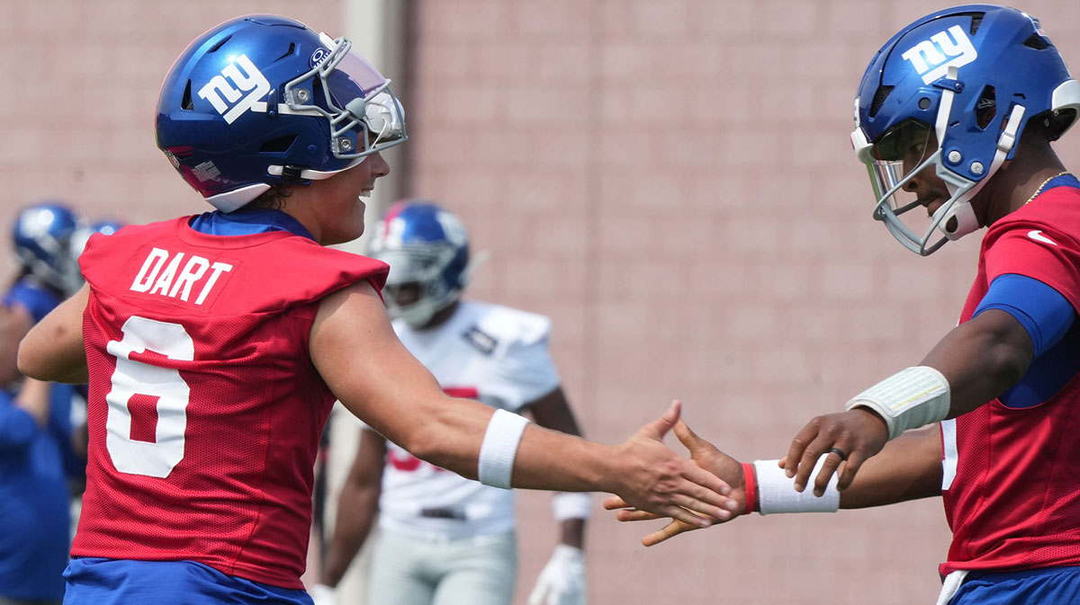 Quarterbacks, Jaxson Dart and Jameis Winston as the New York Giants players participate in their 2025 OTAÕs at the Quest Diagnostic Giants Training Center in East Rutherford.