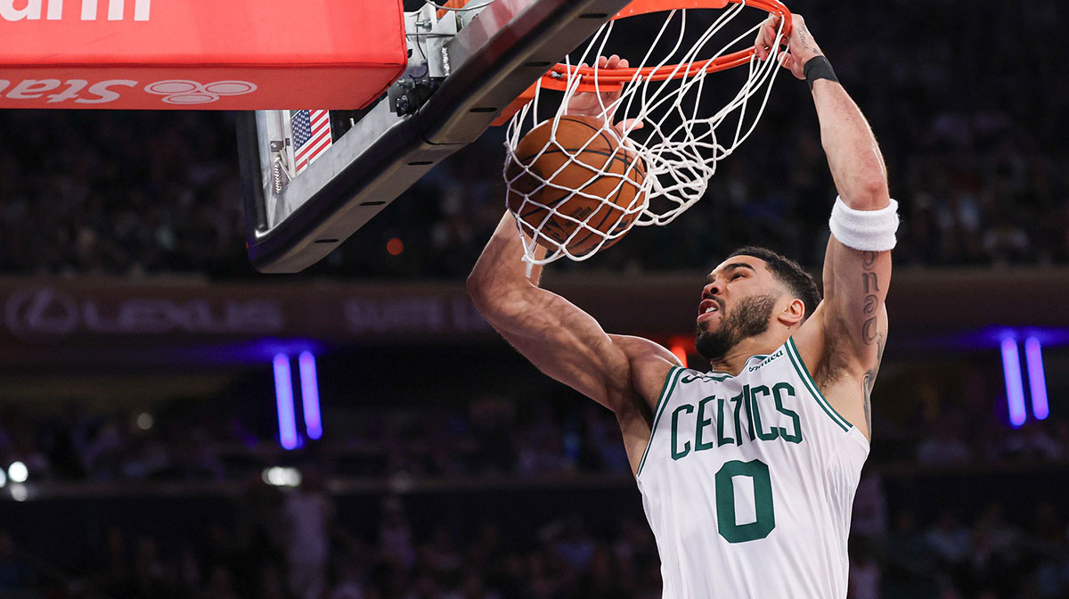 Boston Celtics forward Jayson Tatum (0) dunks the ball in the second half during game four of the second round for the 2025 NBA Playoffs against the New York Knicks at Madison Square Garden.
