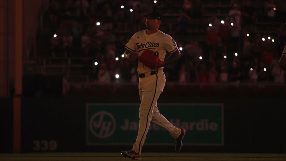 Minnesota Twins relief pitcher Jhoan Duran (59) travels to the mound to throw to the Washington Nationals in the ninth inning at Target Field.