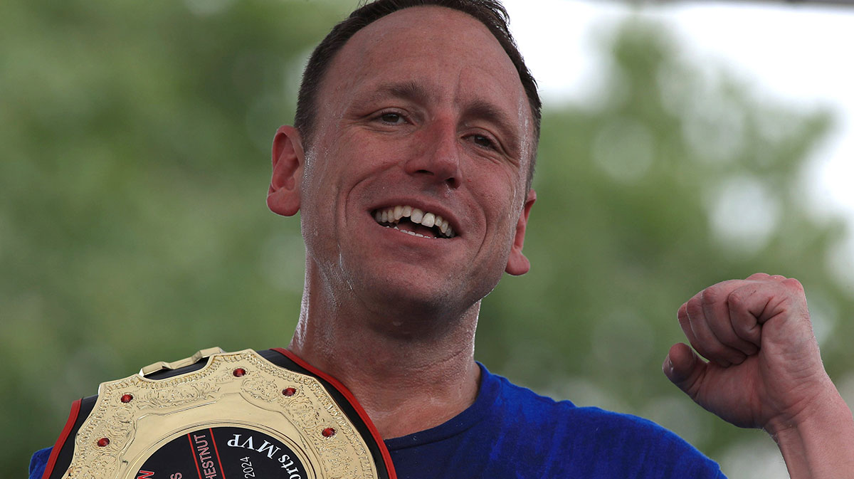 Joey Chestnut wins 17th Nathan’s Famous Hot Dog Eating Contest