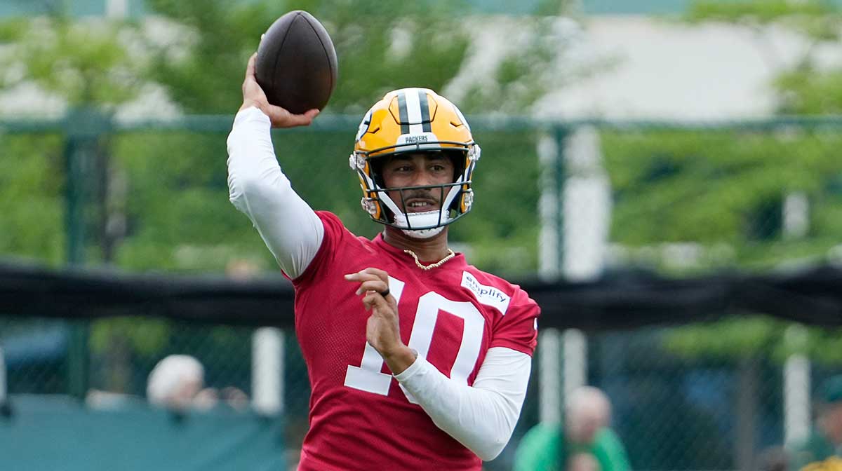Green Bay Packers quarterback Jordan Love (10) throws the ball during the second day of training camp at Ray Nitschke Field.