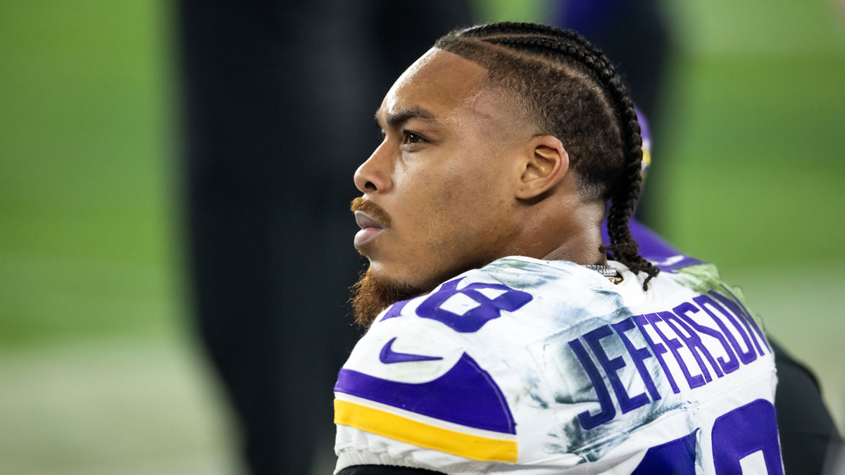 Minnesota Vikings wide receiver Justin Jefferson (18) against the Los Angeles Rams during an NFC wild card game at State Farm Stadium.