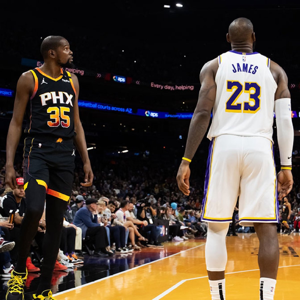 Lebron James Vs Kevin Durant Kerst NBA OGs Kevin Durant, LeBron James