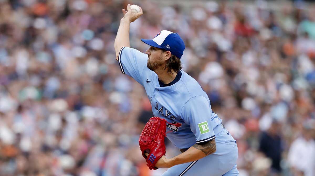 Toronto Blue Jays pitcher Kevin Gausman (34) pitches in the first inning against the Detroit Tigers at Comerica Park.