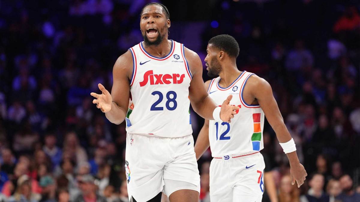Knicks forward Guerschon Yabusele (28) reacts against the Minnesota Timberwolves in the third quarter at Wells Fargo Center with Knick's Josh Hart in the background