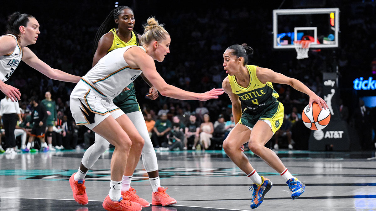 Seattle Storm guard Skylar Diggins (4) dribbles the ball against New York Liberty forward Leonie Fiebich (13) during the first half at Barclays Center.