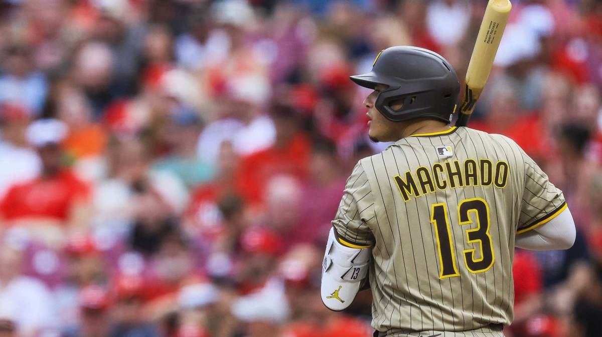 San Diego Padres third baseman Manny Machado (13) at bat in the fourth inning against the Cincinnati Reds at Great American Ball Park.