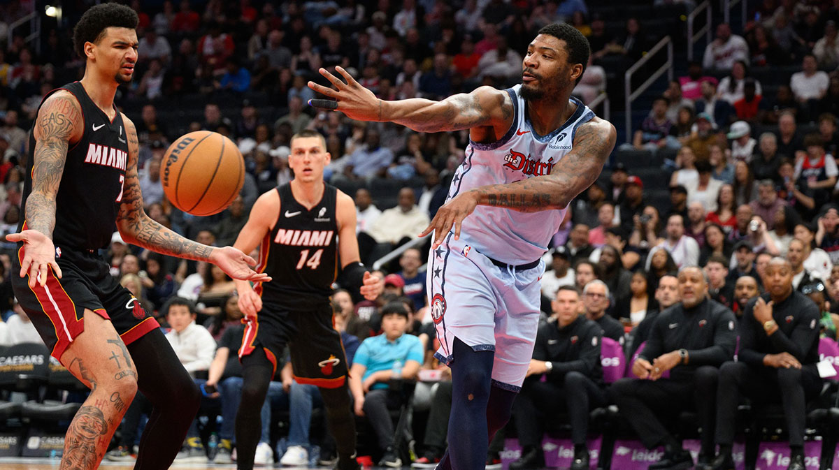 Washington Wizards guard Marcus Smart (36) makes a pass during the fourth quarter against the Miami Heat at Capital One Arena.