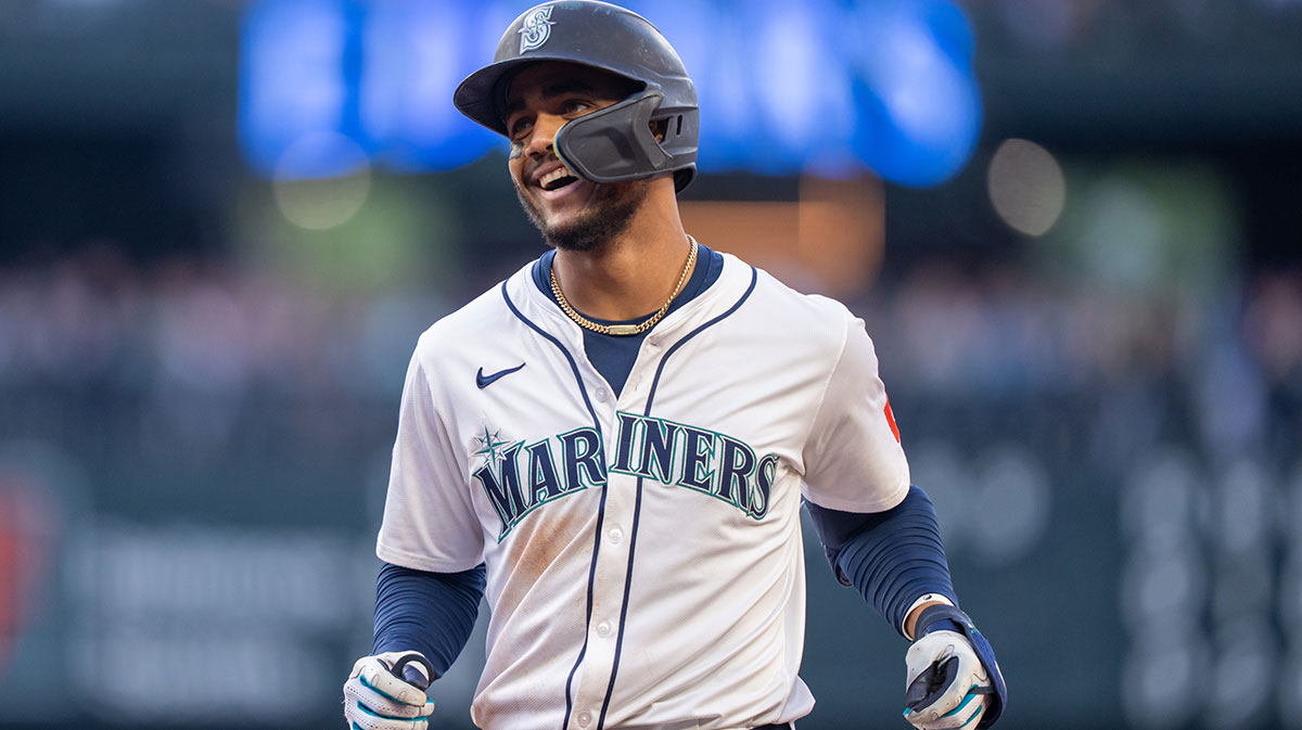 Mariners centerfielder Julio Rodriguez (44) is pictured