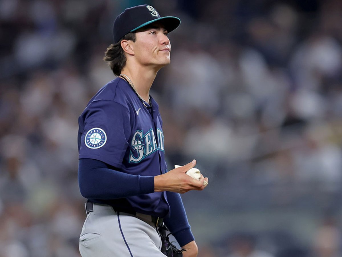 Mariners news: Seattle sends message to Bryan Woo after spoiled no-hitter