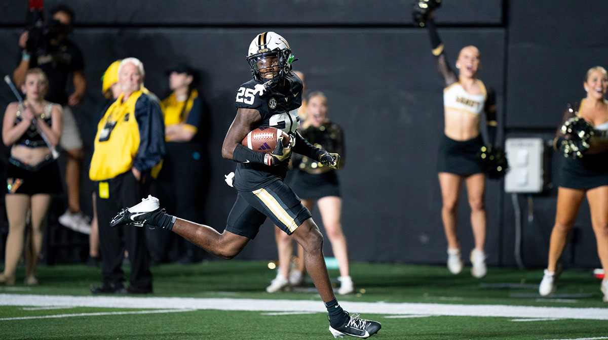Vanderbilt Commodores cornerback Martel Hight (25) runs for a touchdown on a punt return against the Alcorn State Braves during their Southeastern Athletic Conference game at FirstBank Stadium in Nashville, Tenn., Saturday, Sept. 7, 2024.
