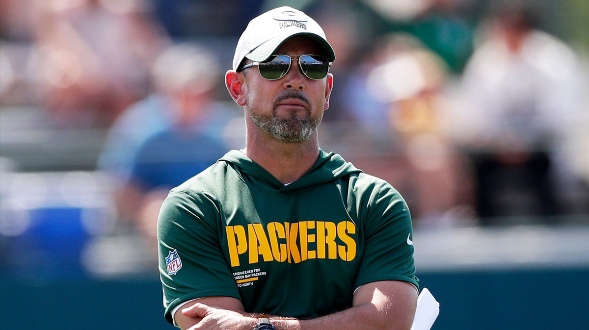 Green Bay Packers Head Coach Matt LaFleur watches practice during the sixth day of training camp on July 29, 2025, at Ray Nitschke Field in Ashwaubenon, Wis.