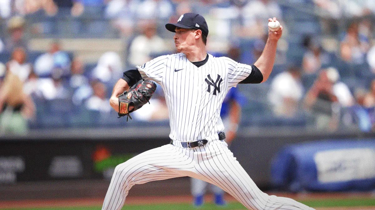 New York Yankees pitcher Max Fried (54) delivers a pitch against the Chicago Cubs during the first inning at Yankee Stadium.